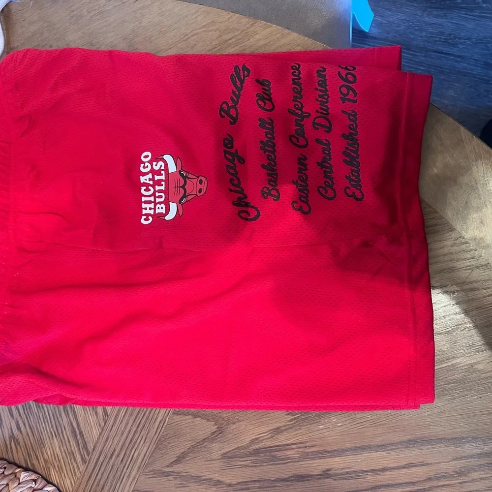 New - Picture 2 of 2